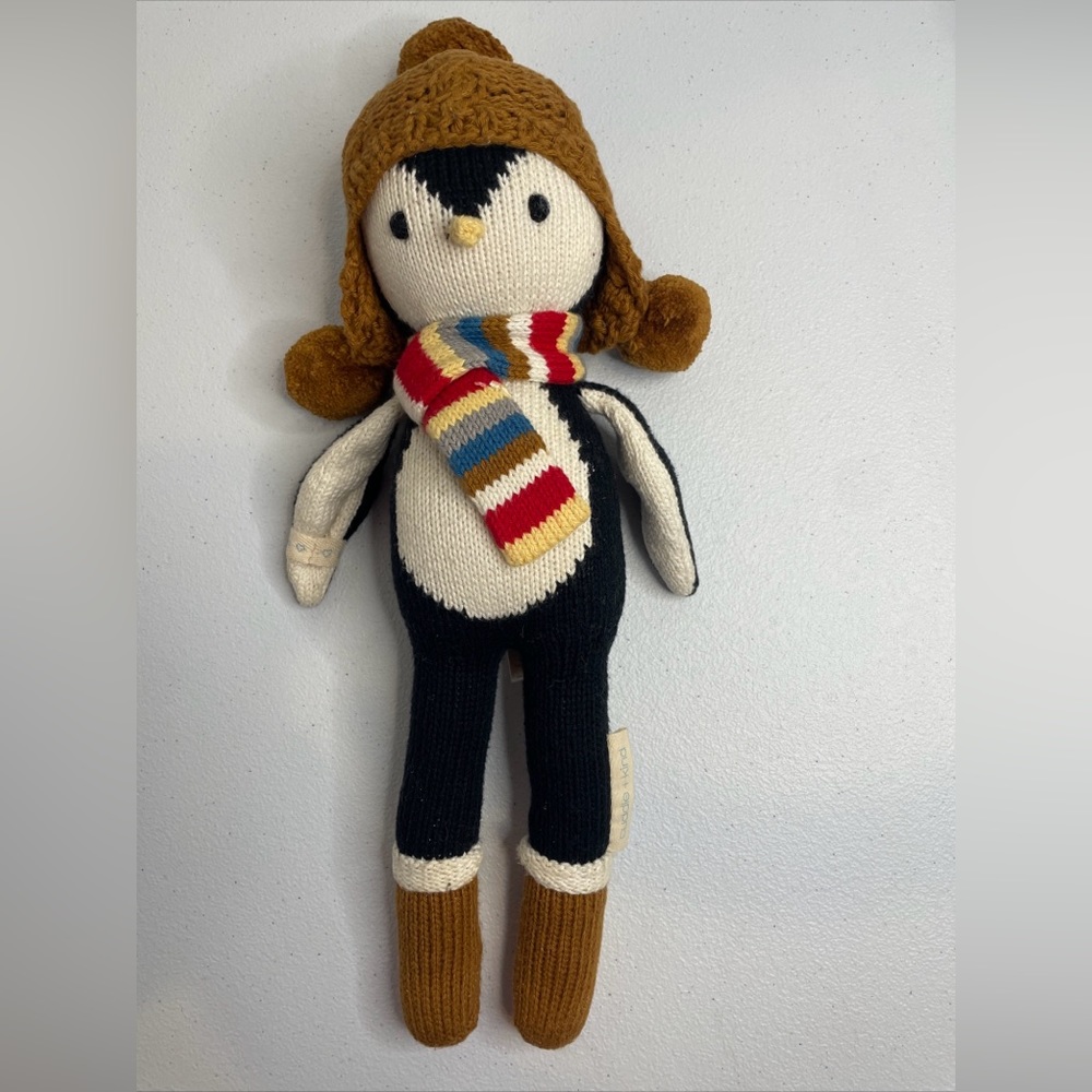 Cuddle and Kind Medium Penguin Plush Stuffed Knit Doll 15” Handmade In Peru USED